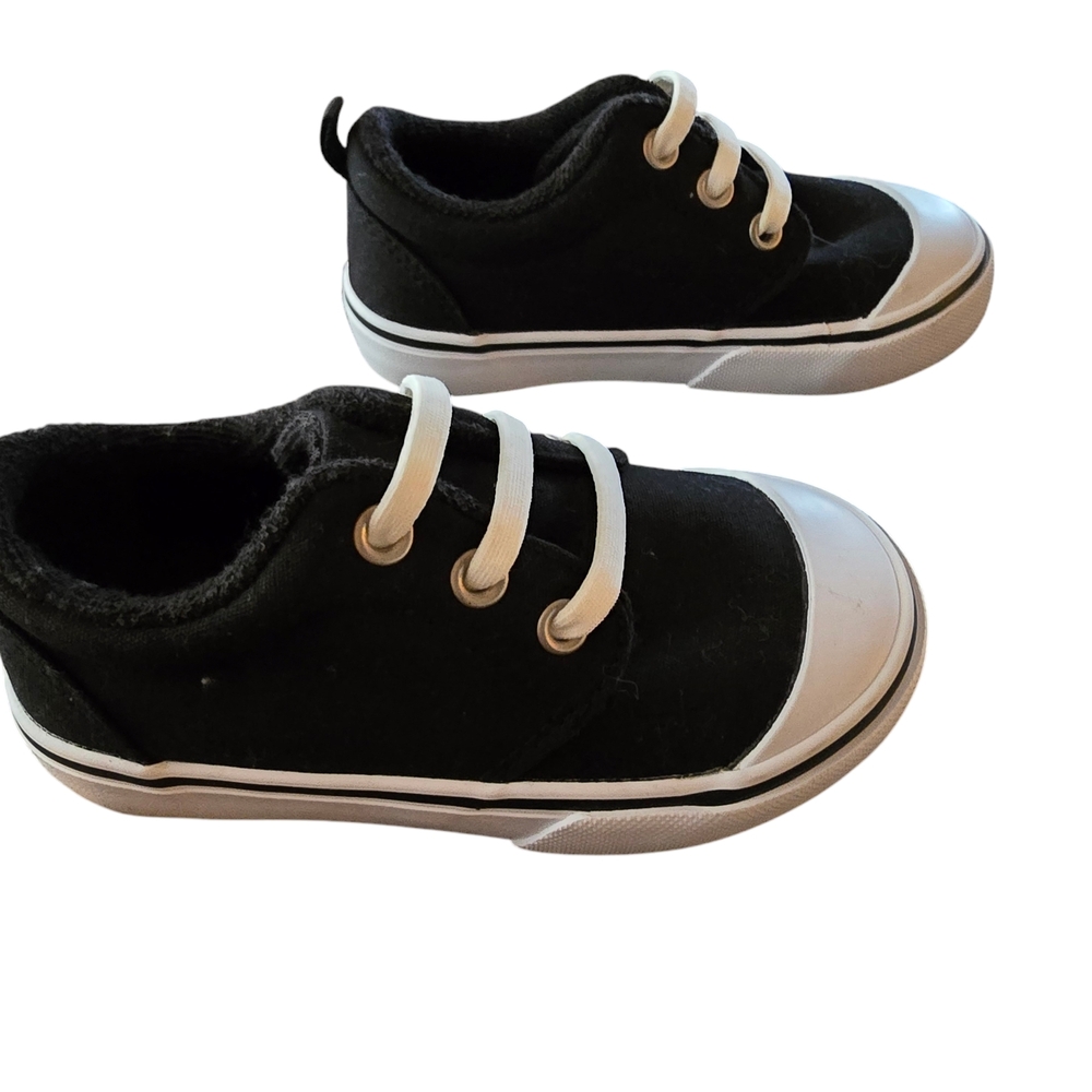Toddler shoes